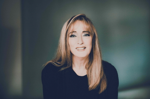Hauptfoto_Veronika_Fischer__cMartin_Becker